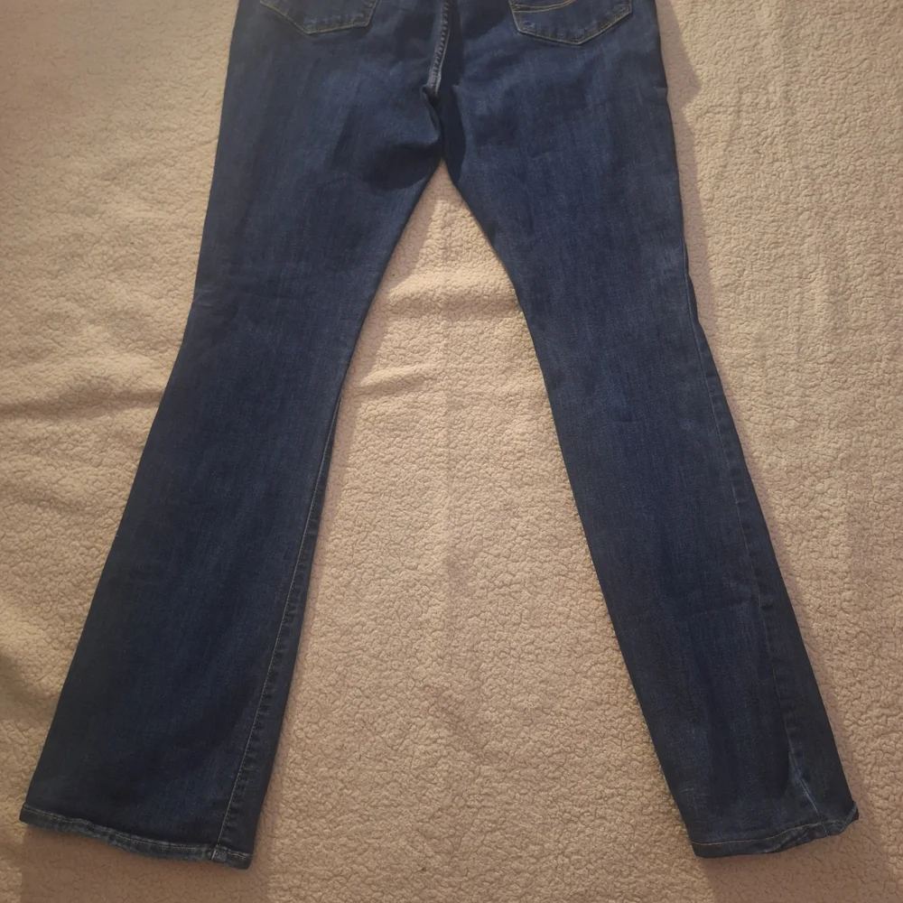 Signature by Levi Strauss Dark Blue Mid-rise Bootcut Jeans W30 L34